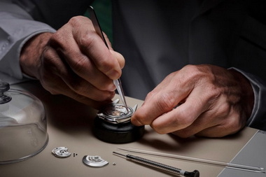 การบริการ Rolex ในประเทศไทย - นำสว่าง